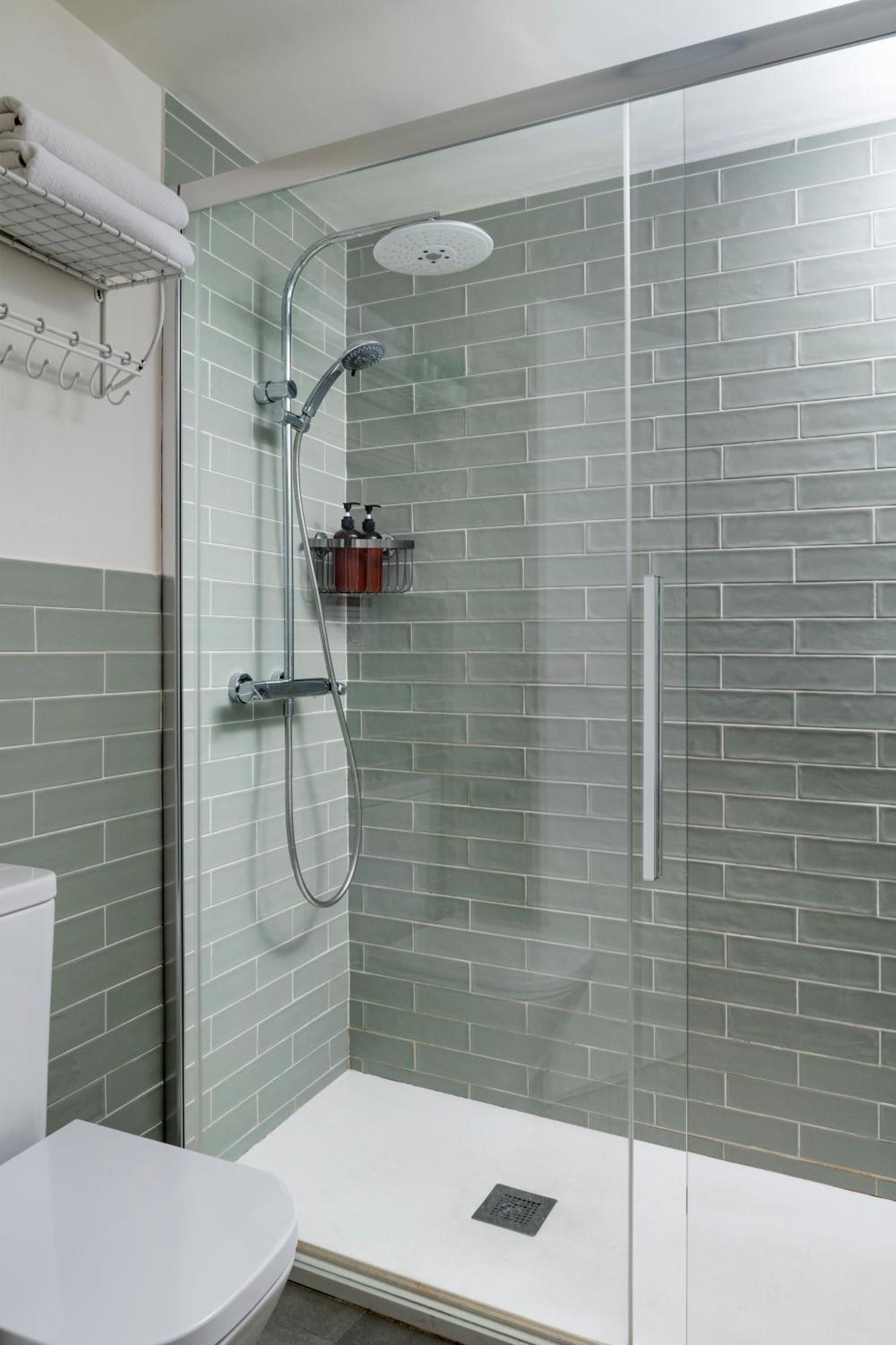 Alohamundi Allure Apartments Seville Luaran gambar